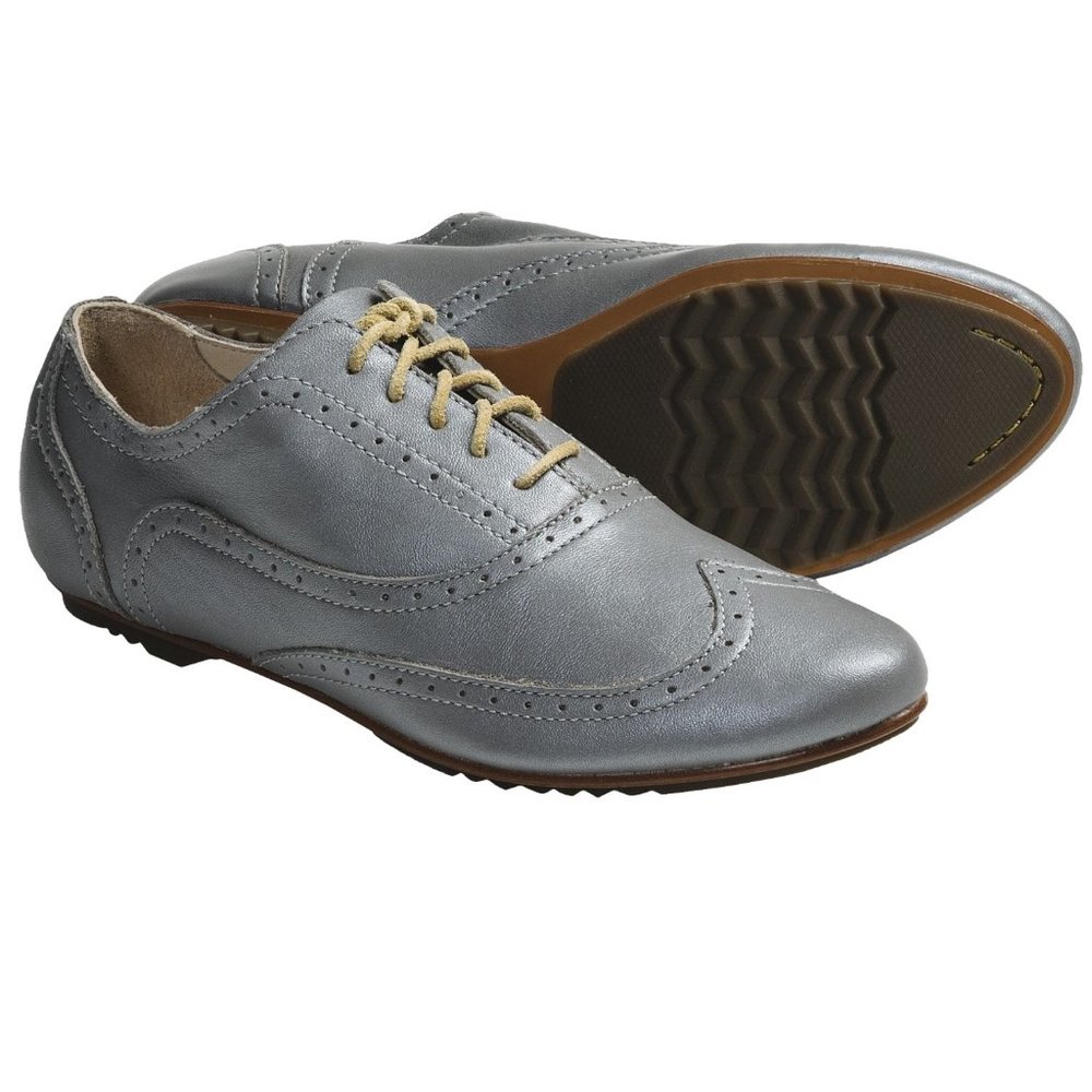 New in box  Sorel Derby Oxford Shoes in Leather Women size 6.5